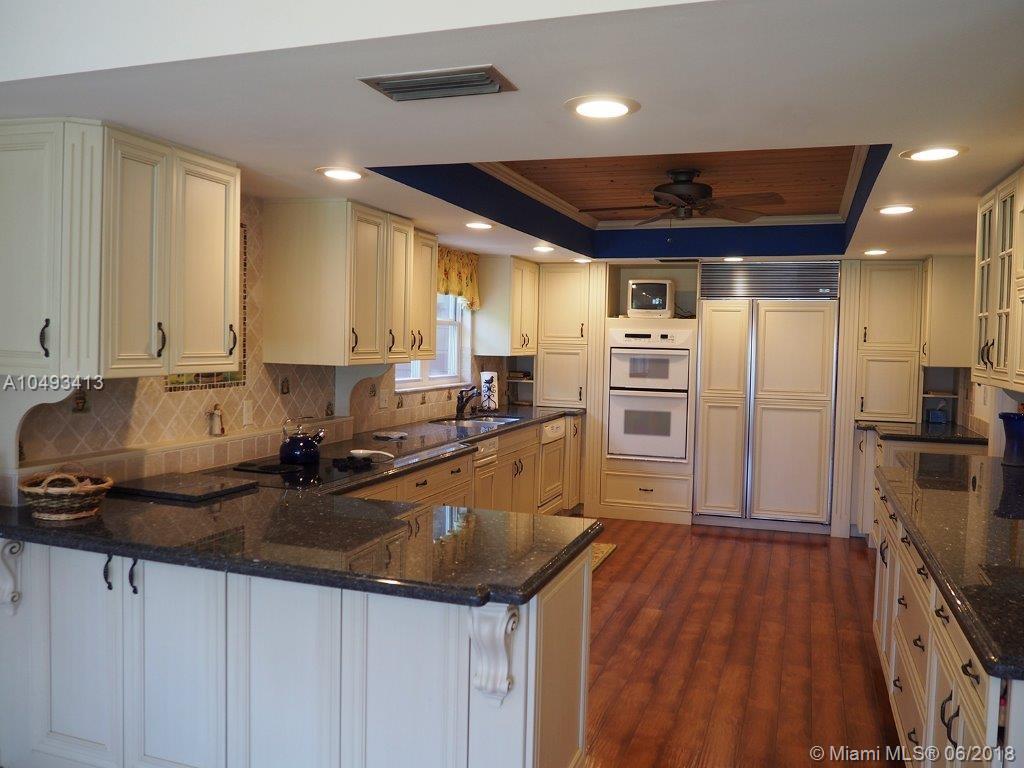 BLOWING ROCKS - Residential