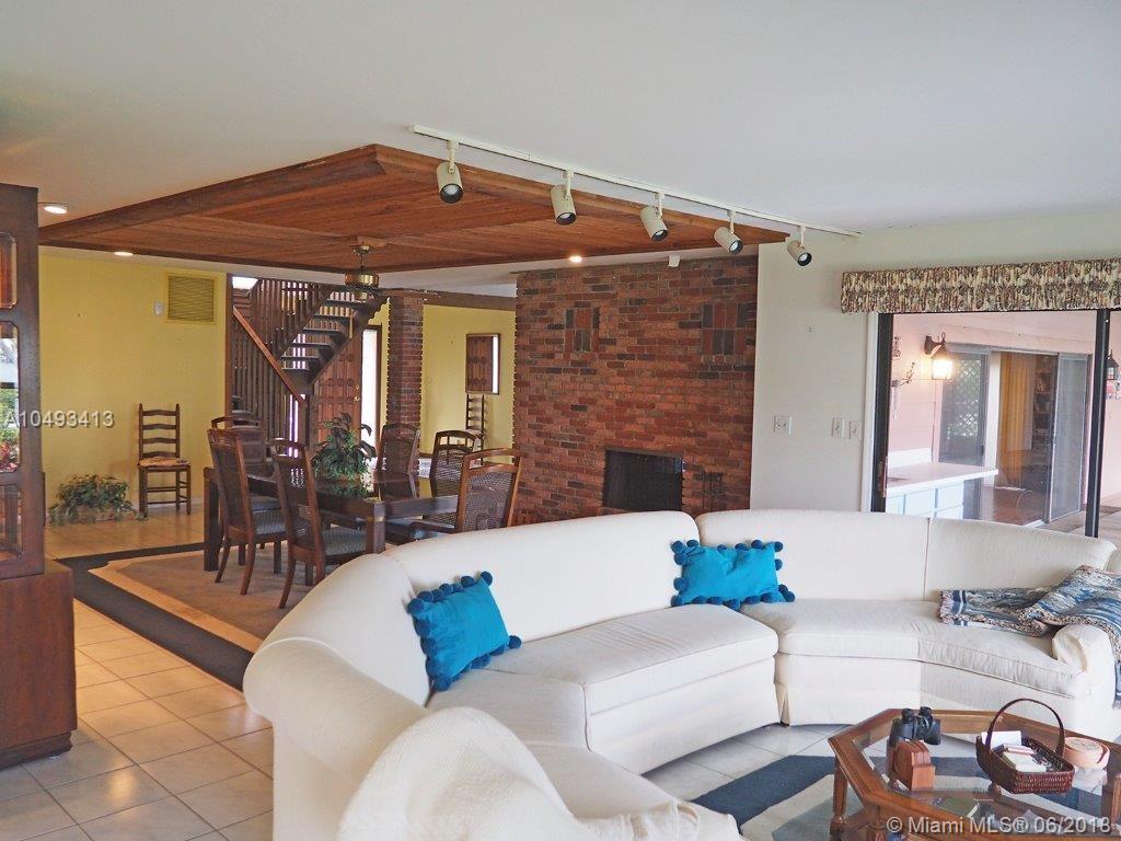 BLOWING ROCKS - Residential