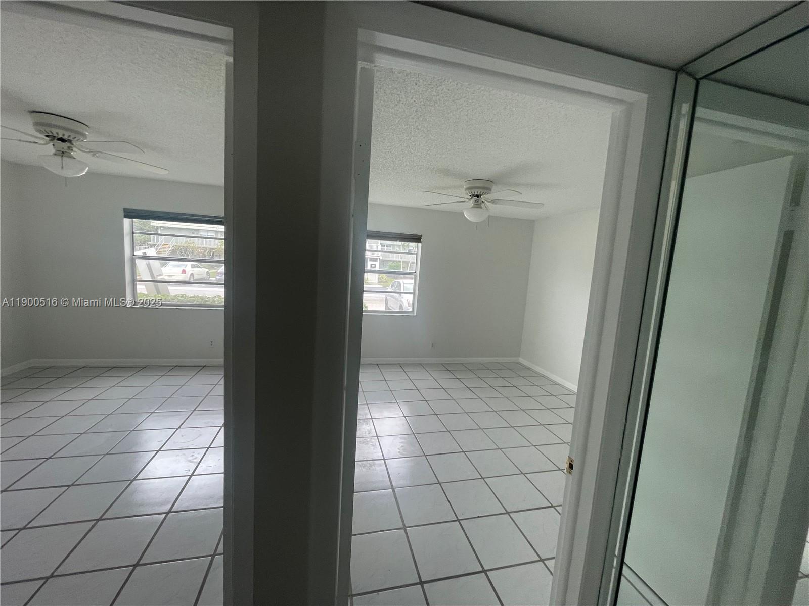 KINGS POINT FLANDERS COND - Residential Lease