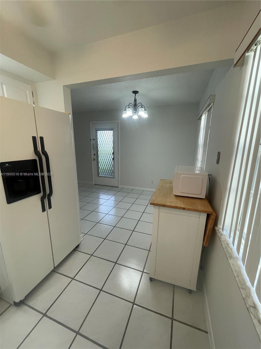 KINGS POINT FLANDERS COND - Residential Lease
