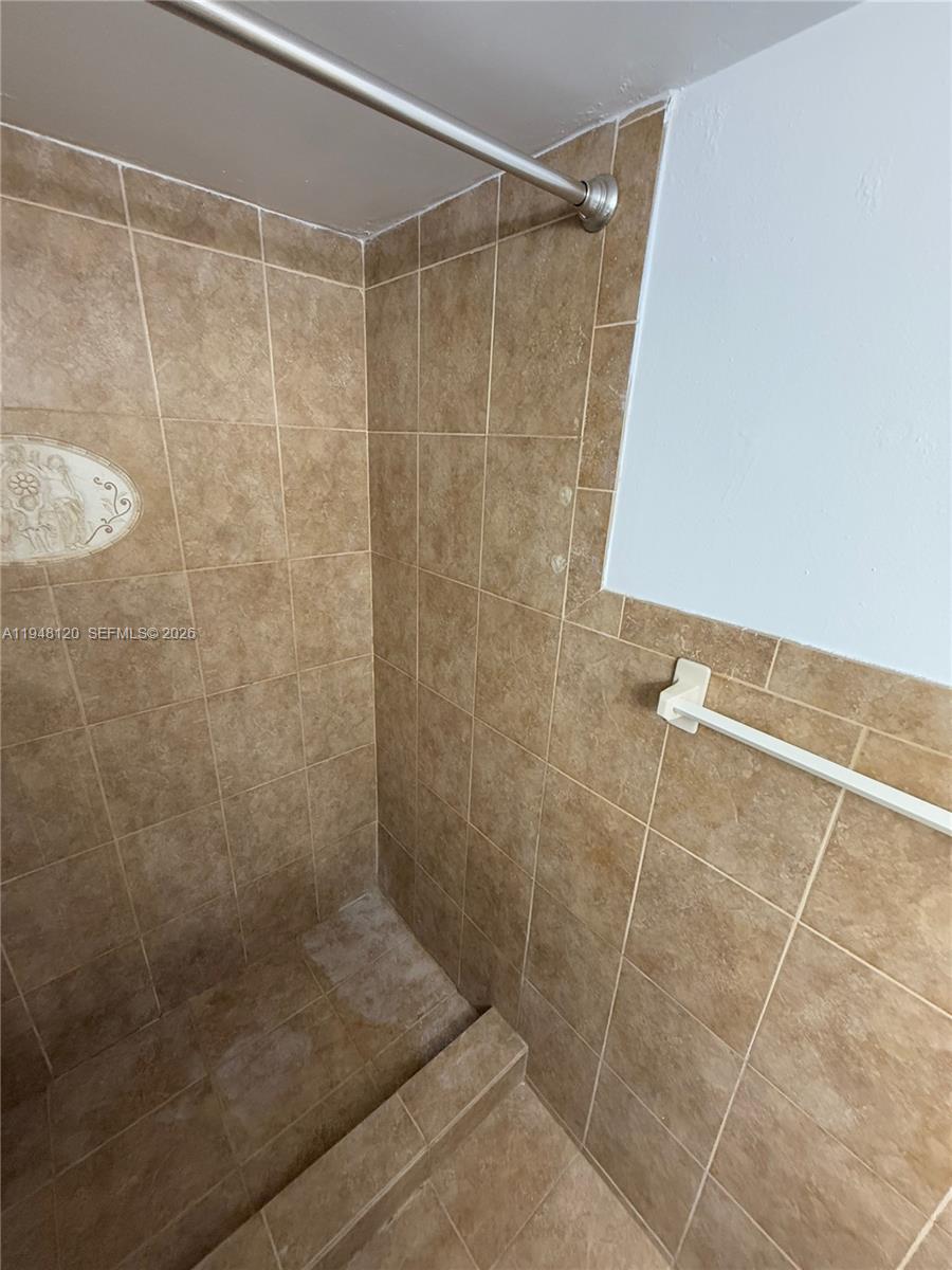 REGENCY COVE CONDO - Residential