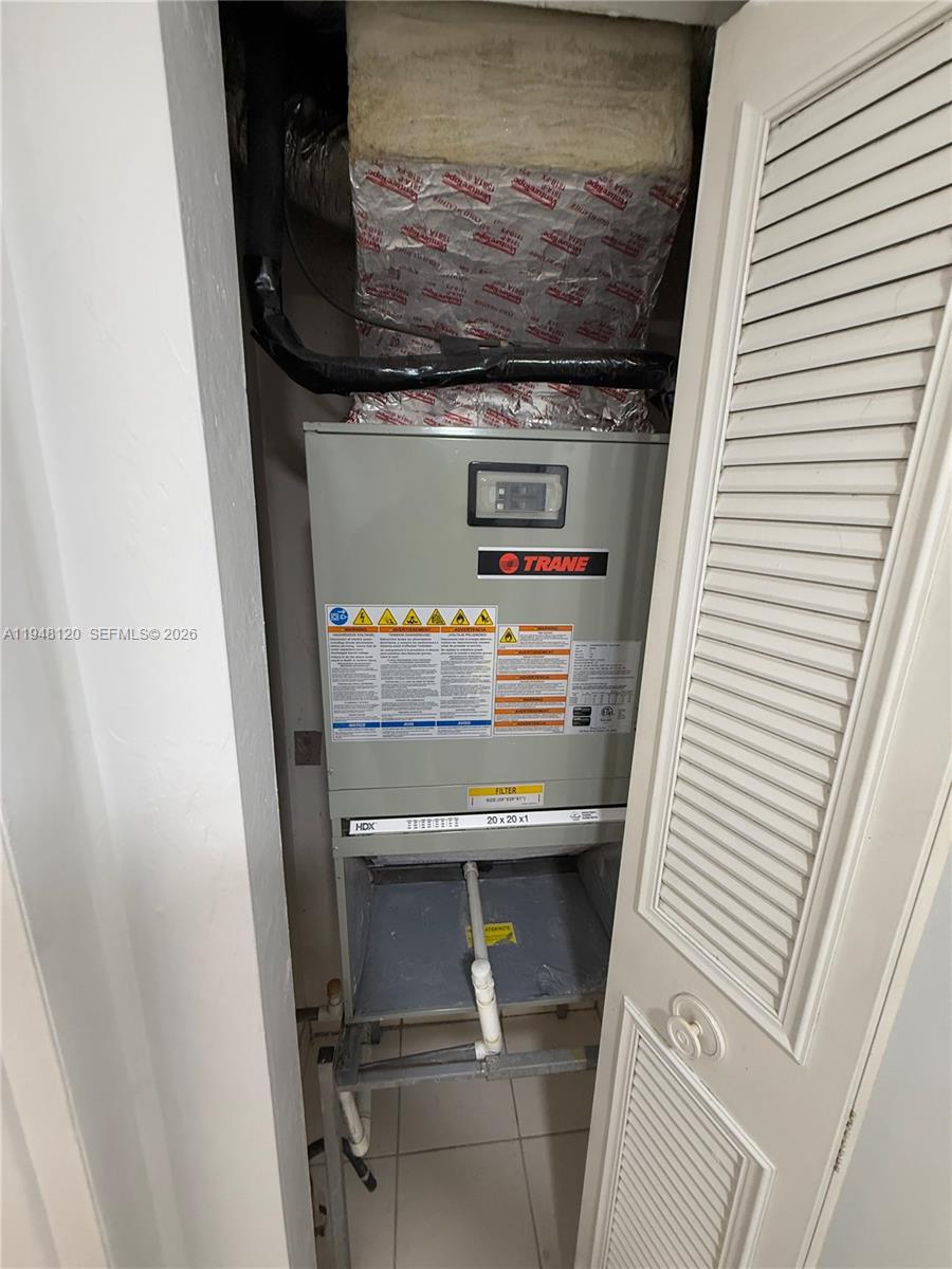 REGENCY COVE CONDO - Residential