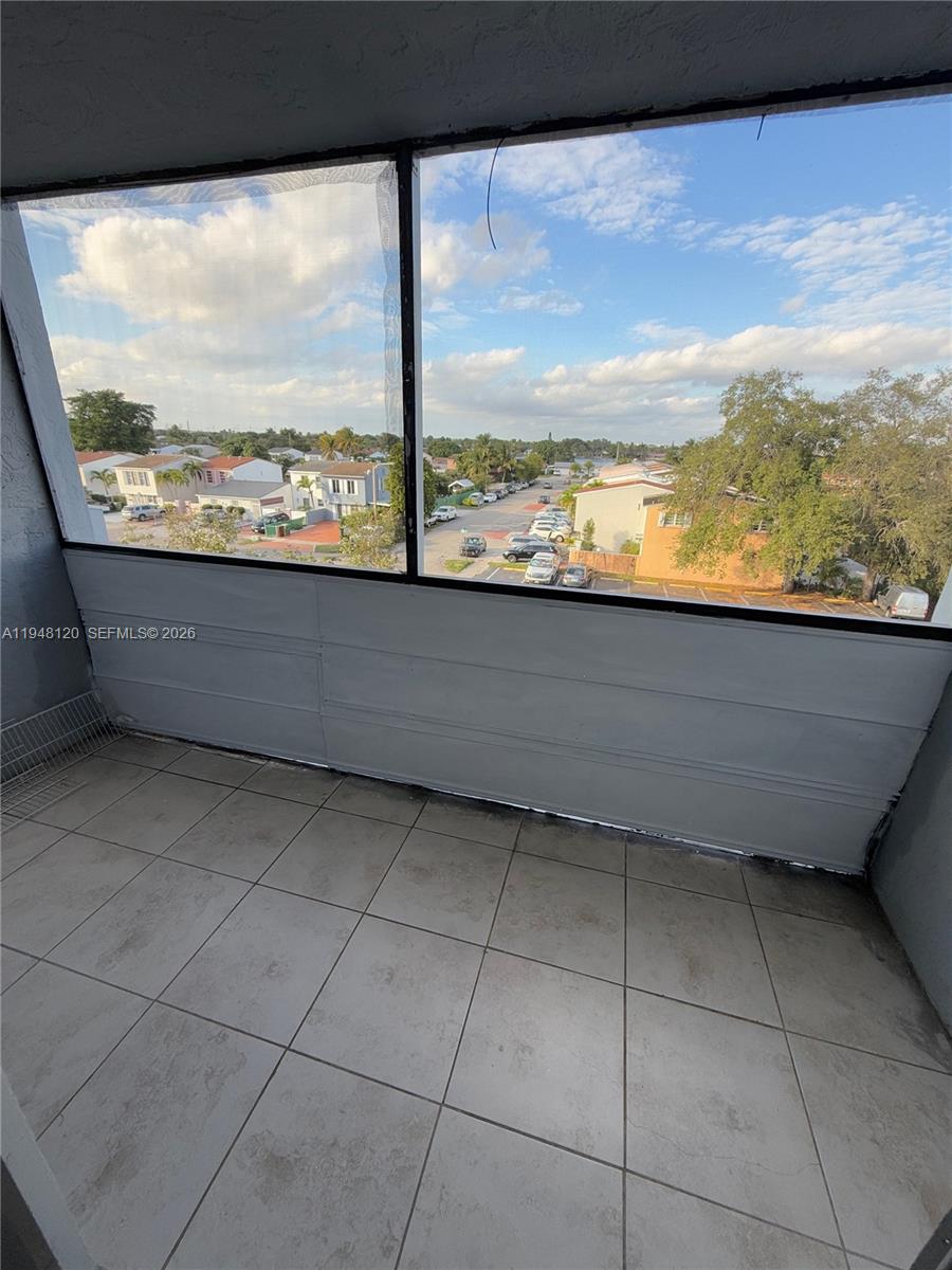 REGENCY COVE CONDO - Residential