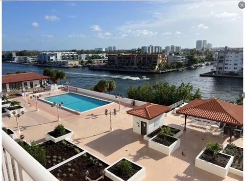 290 174th St 702 Sunny Isles Beach FL 33160