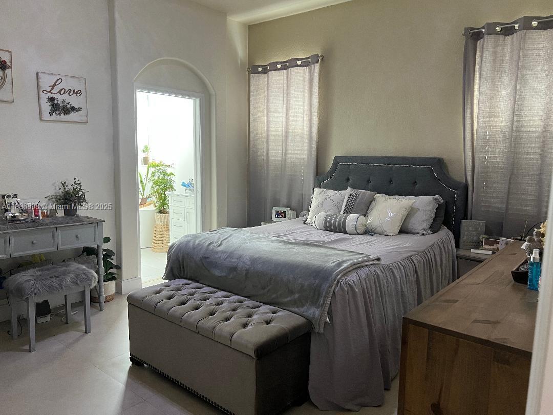 CENTURY PRESTIGE - Residential
