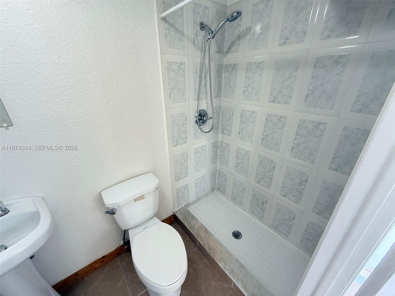 FULFORD BY SEA SEC E - Residential Lease