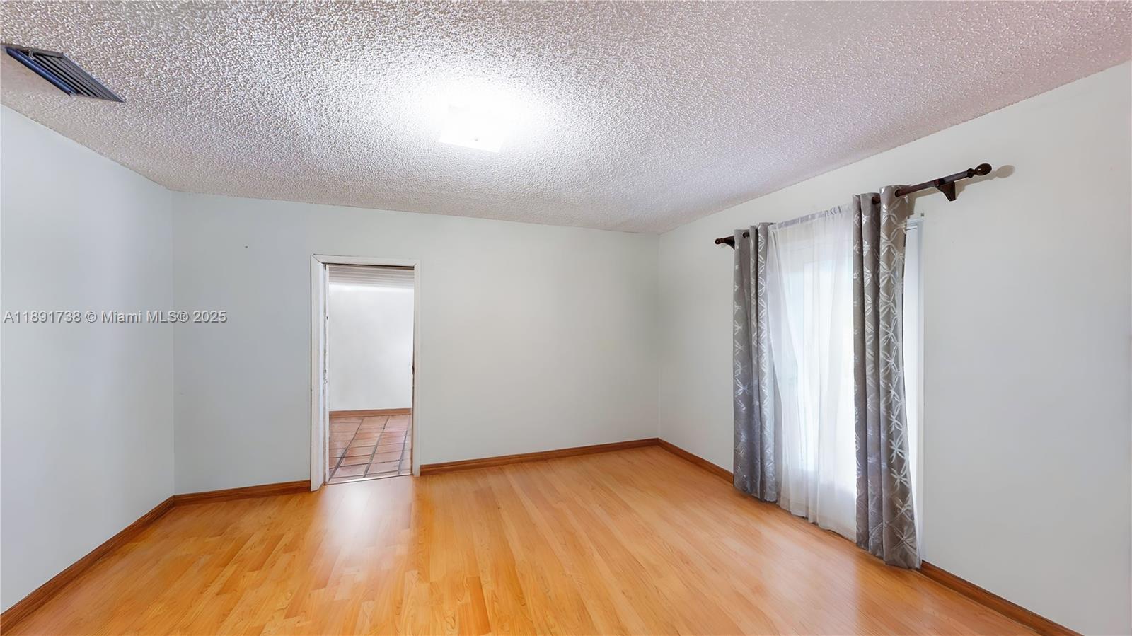 MUNNE SUB - Residential