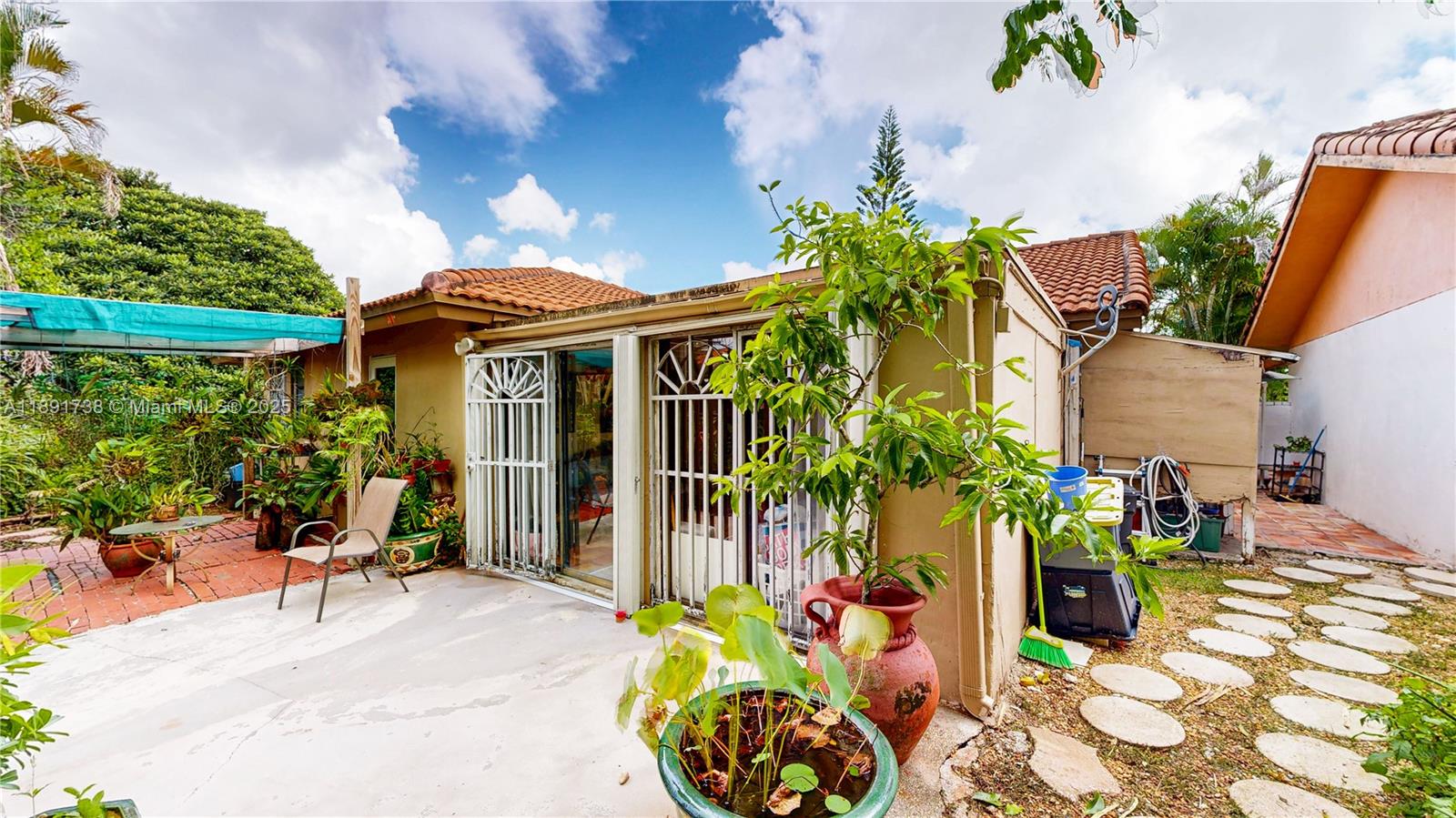 MUNNE SUB - Residential