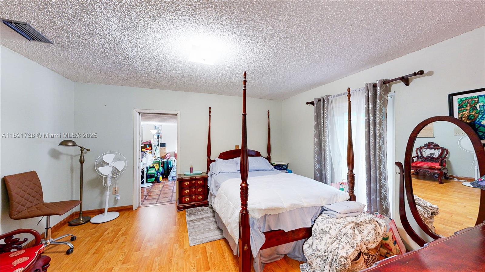 MUNNE SUB - Residential