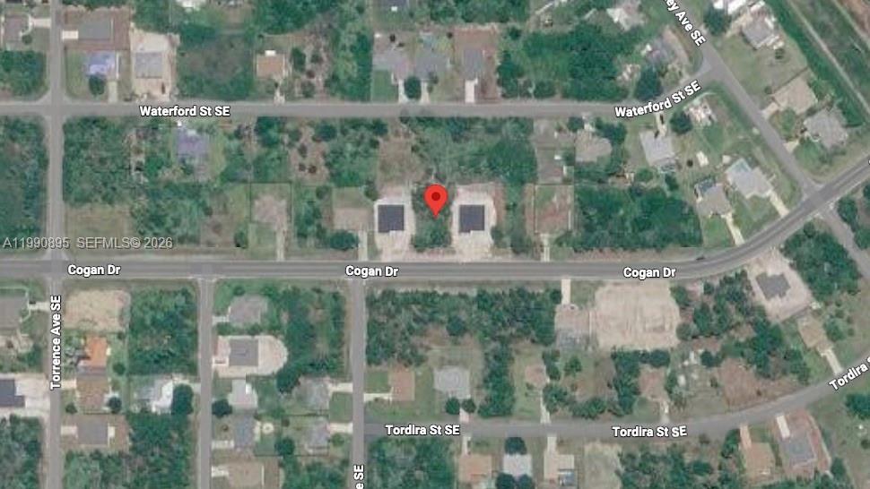 2065 SE Cogan Dr