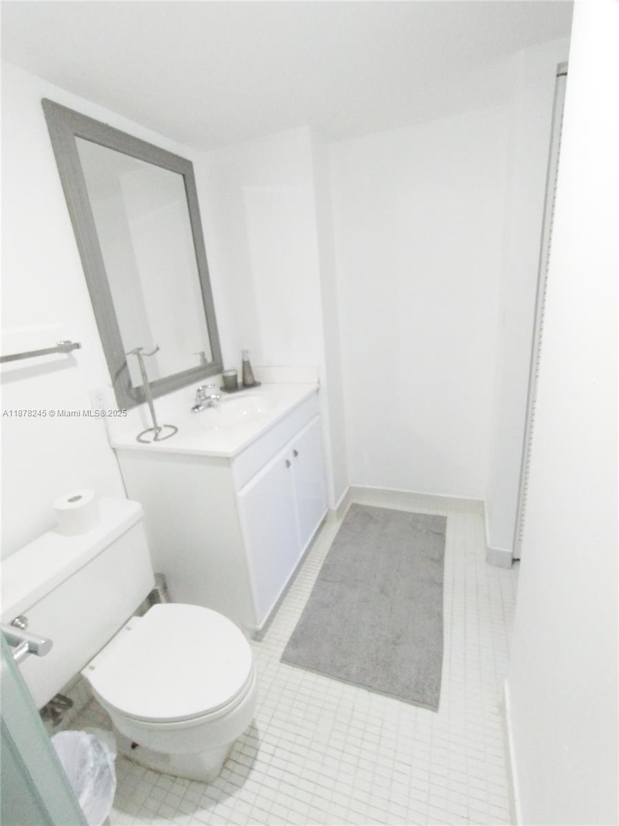 AVENTURA ELDORADO CONDO - Residential Lease