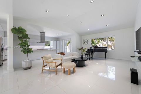 Tiny photo for 11555 Griffing Blvd, Biscayne Park, FL 33161 (MLS # A12005557)