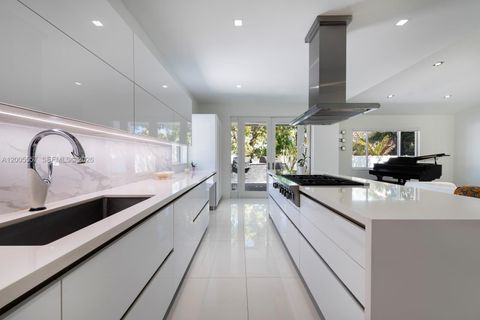 Tiny photo for 11555 Griffing Blvd, Biscayne Park, FL 33161 (MLS # A12005557)