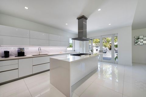 Tiny photo for 11555 Griffing Blvd, Biscayne Park, FL 33161 (MLS # A12005557)