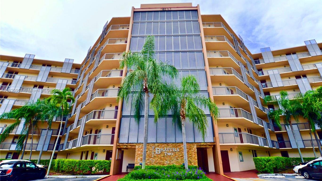 3101 N Country Club Dr 607, Aventura, Miami-Dade County, Florida - 2 Bedrooms  
2 Bathrooms - 