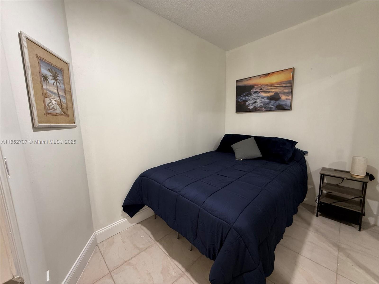 HEMISPHERES CONDO - Residential Lease