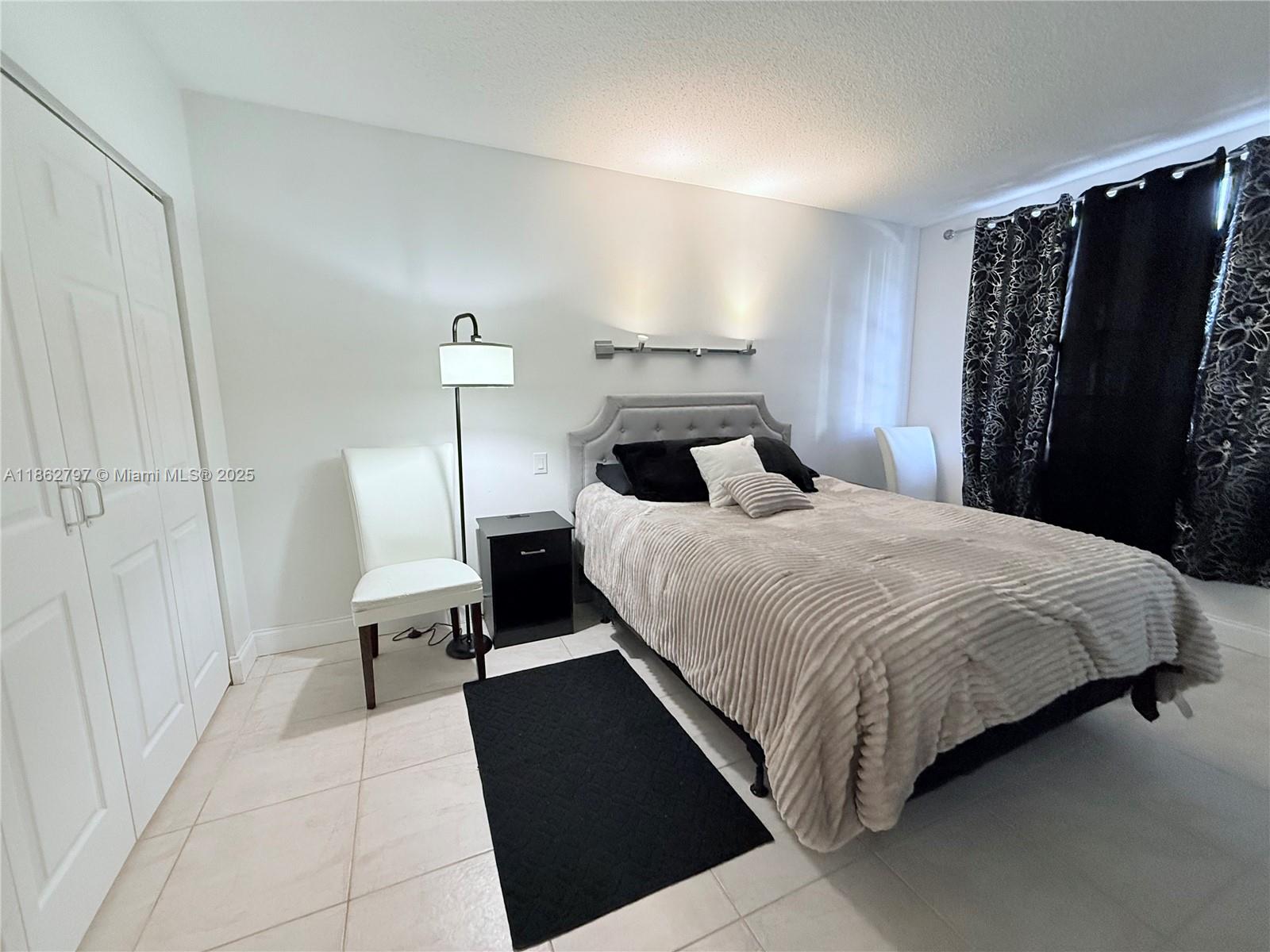 HEMISPHERES CONDO - Residential Lease