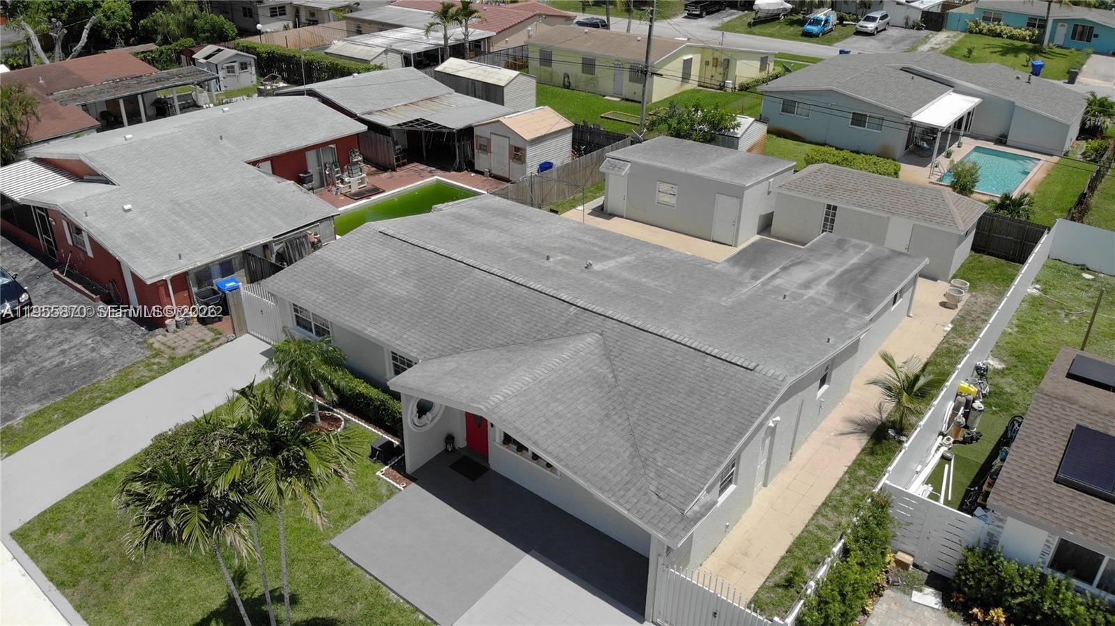 HERITAGE HOMES - Residential Lease
