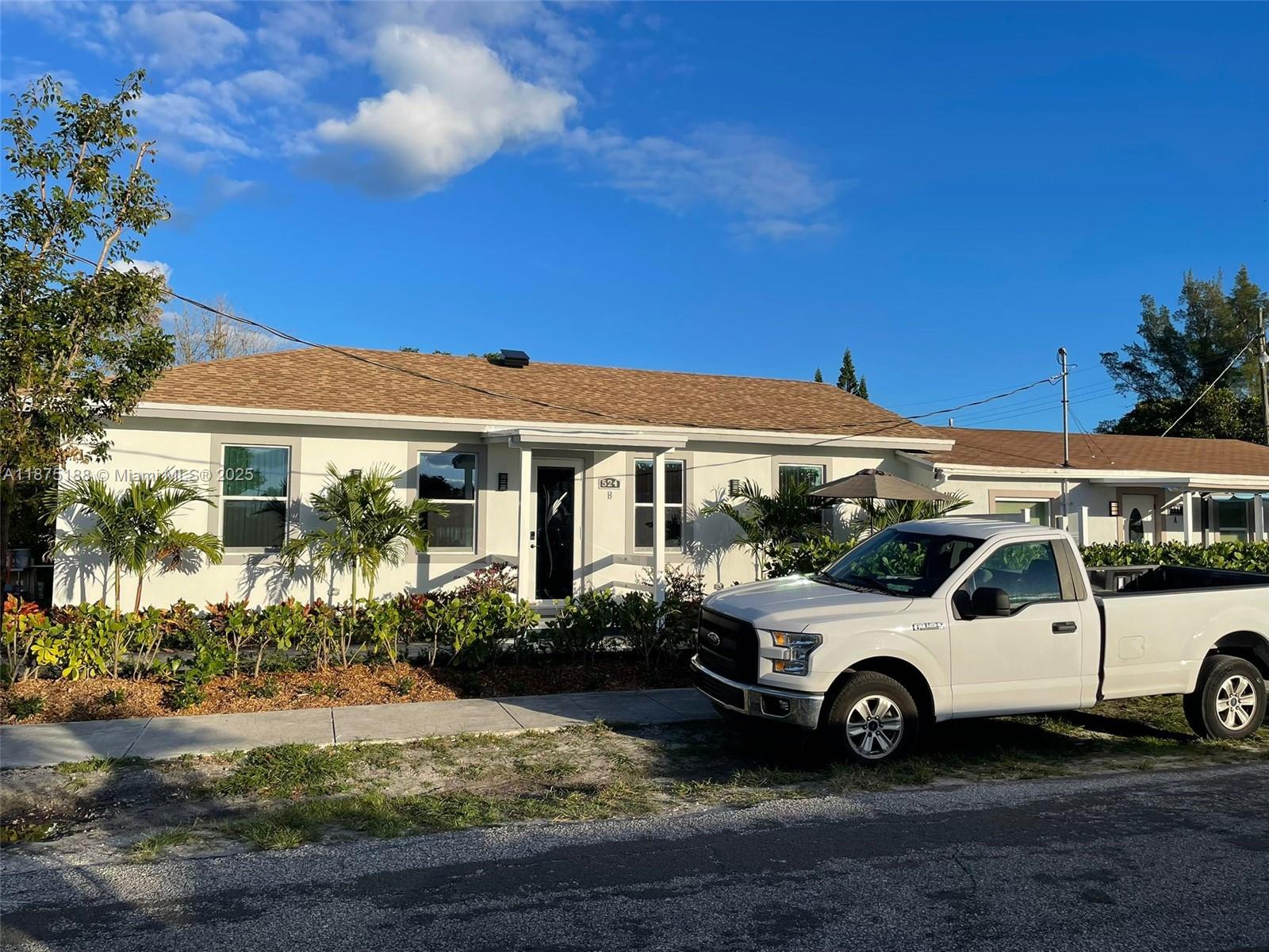 LINCOLN PARK REPLAT - Residential Income