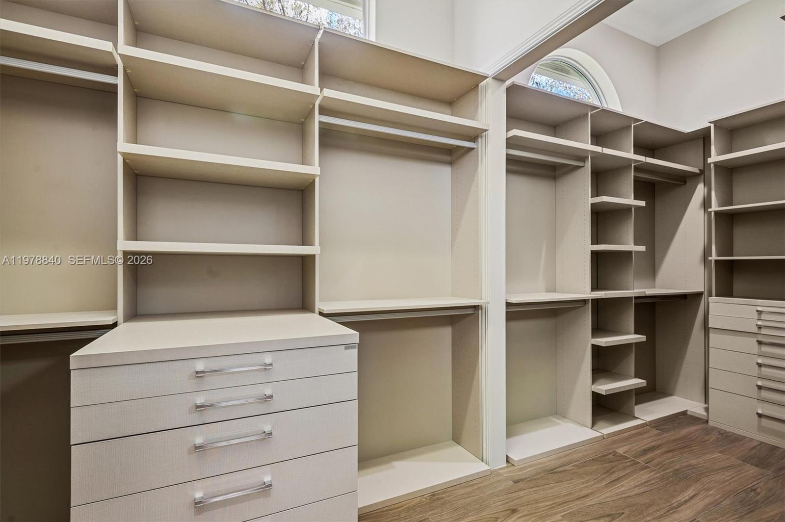 VISTA DEL LAGO - Residential