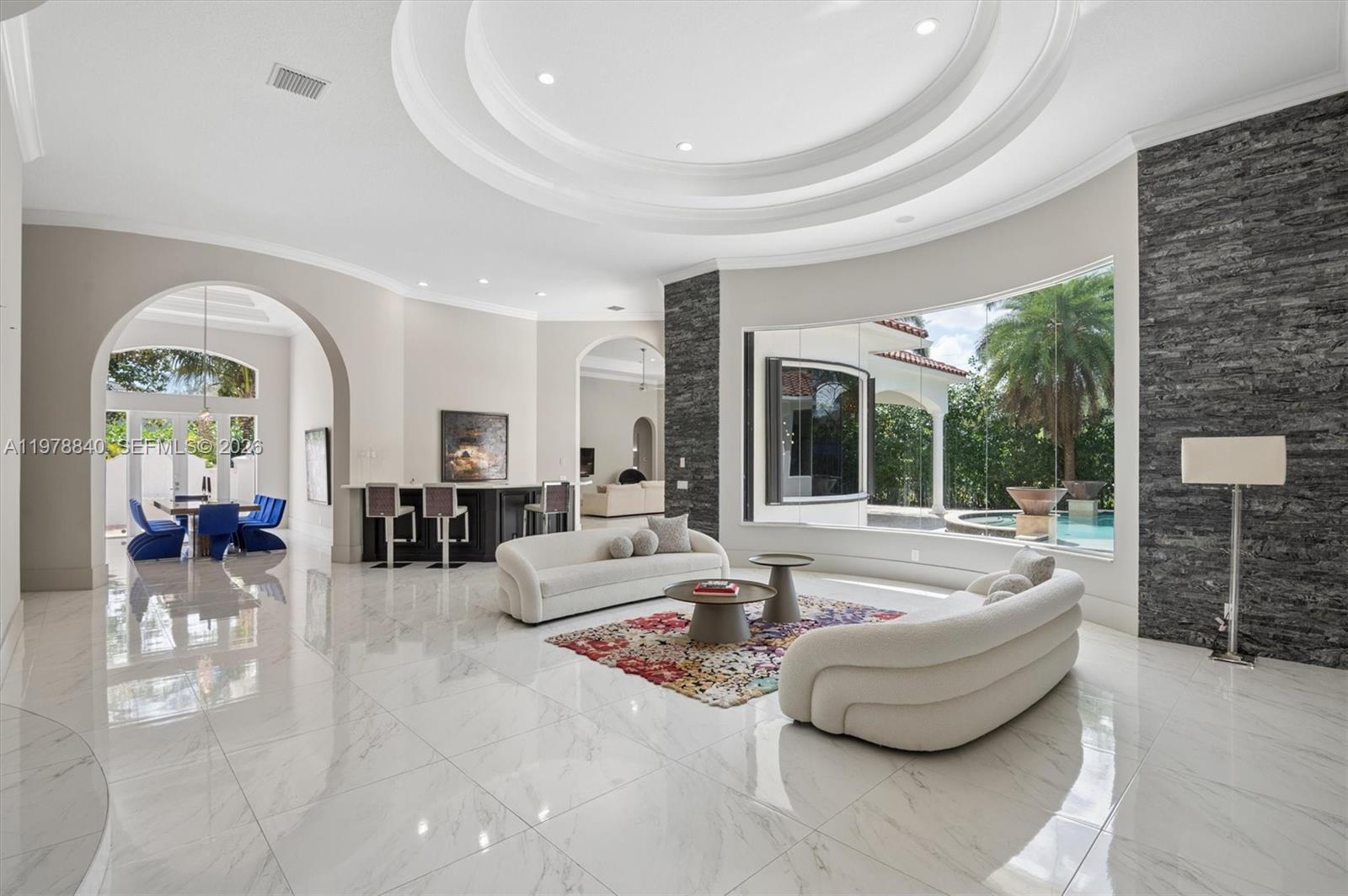 VISTA DEL LAGO - Residential