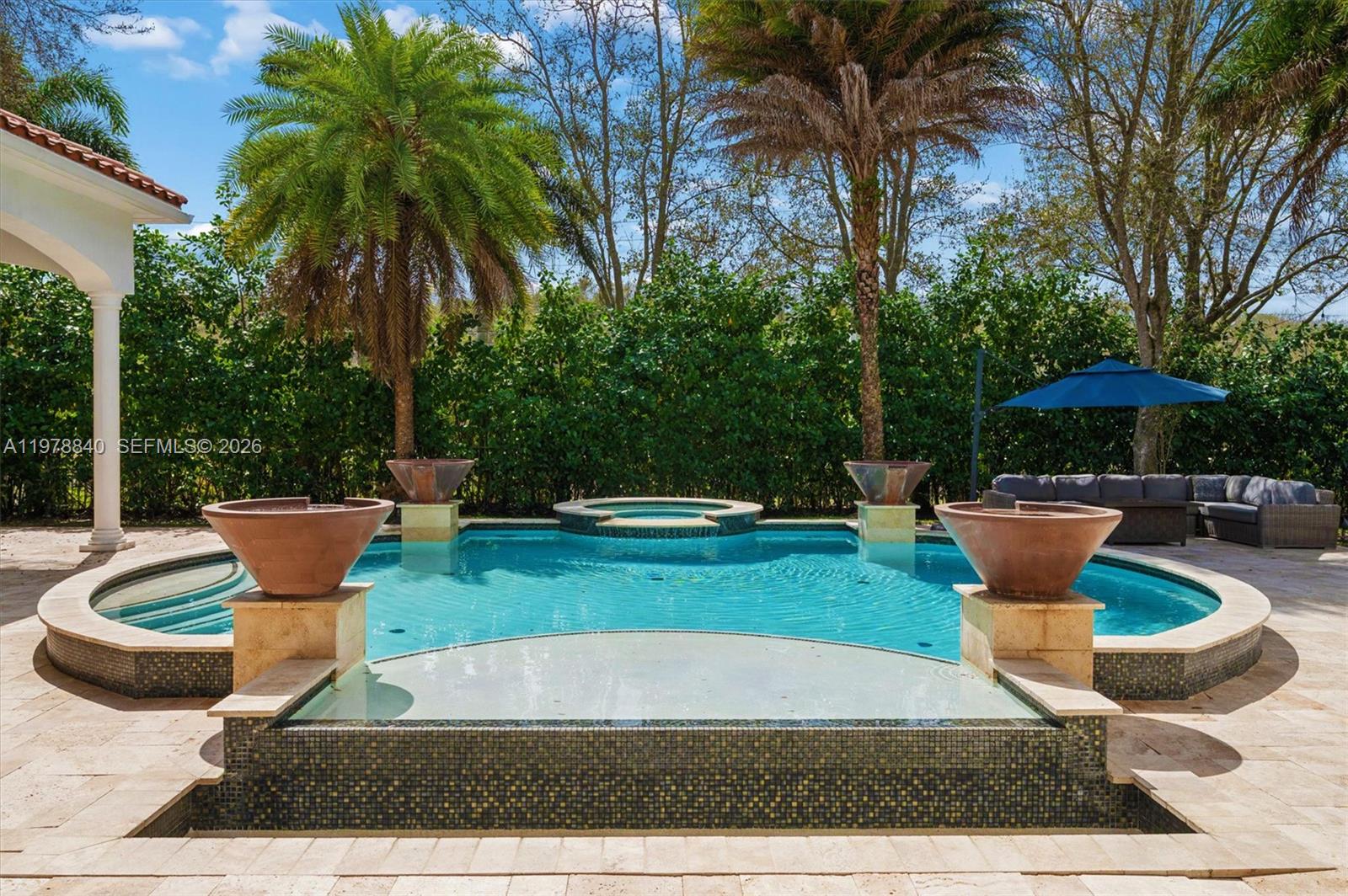 VISTA DEL LAGO - Residential