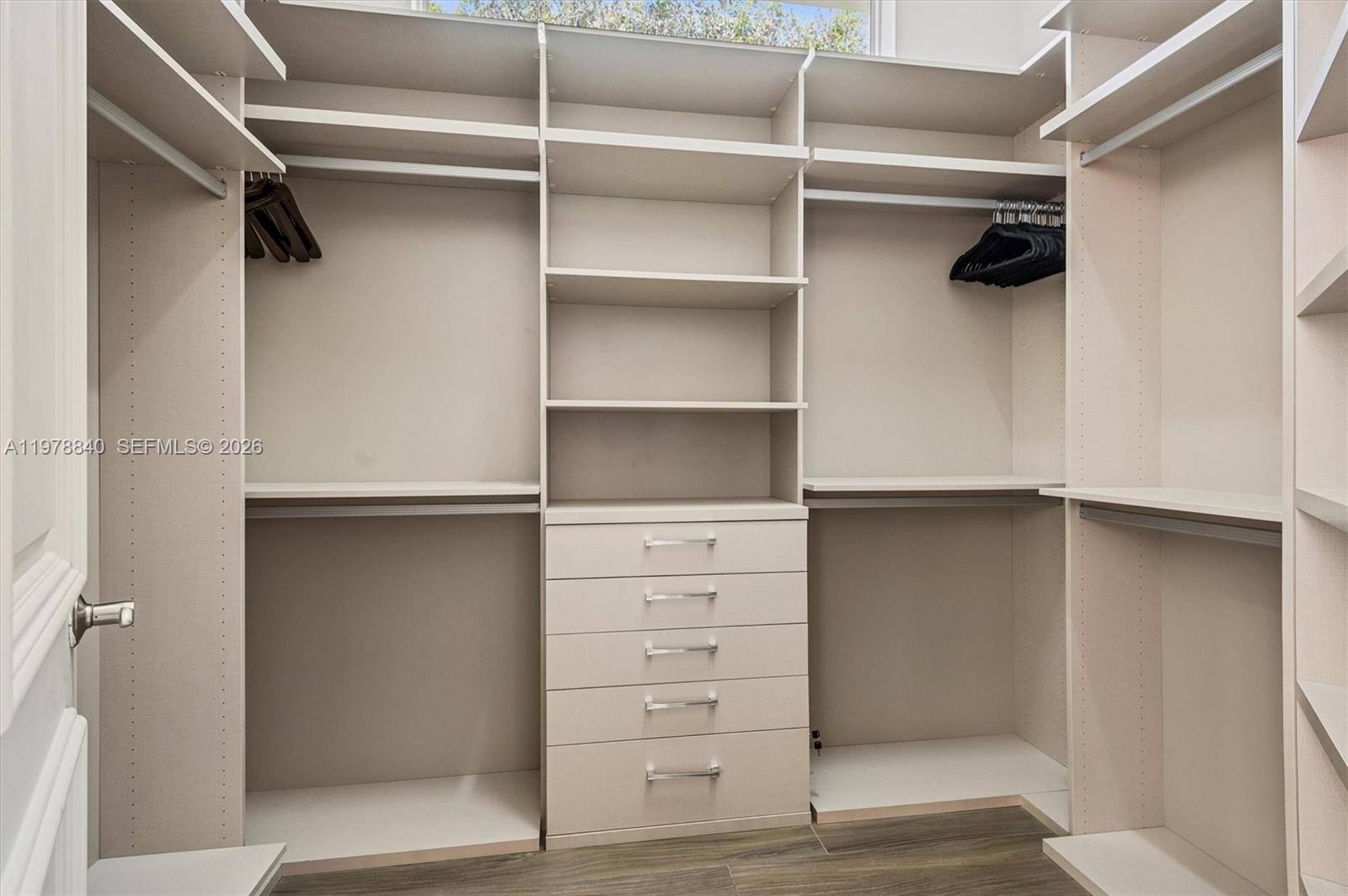 VISTA DEL LAGO - Residential