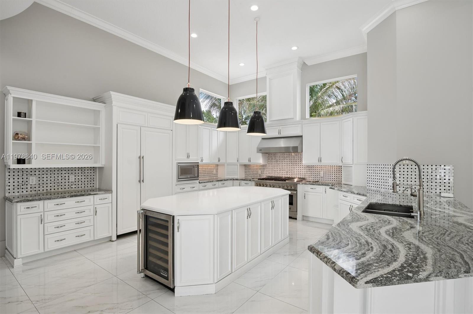 VISTA DEL LAGO - Residential