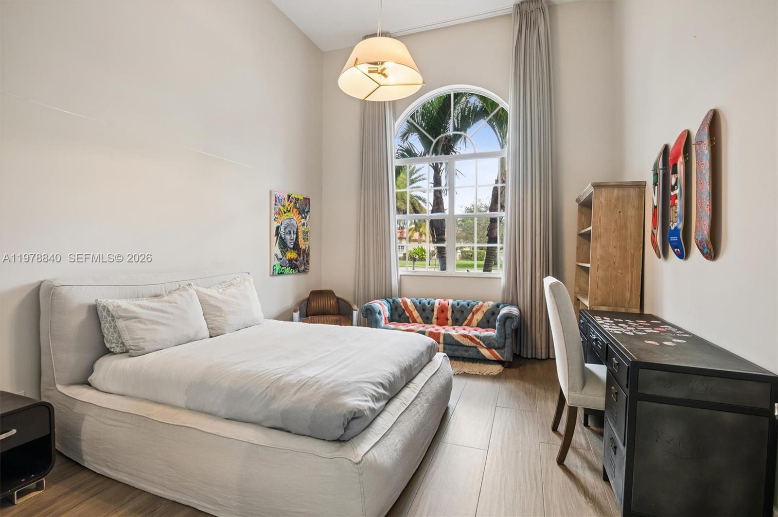 VISTA DEL LAGO - Residential