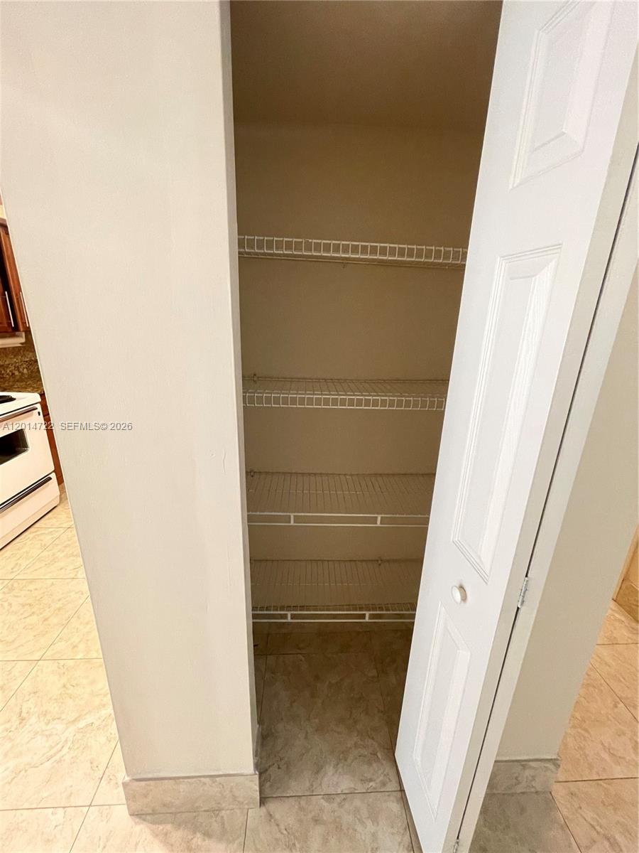 DESOTO PARK CONDO - Residential Lease