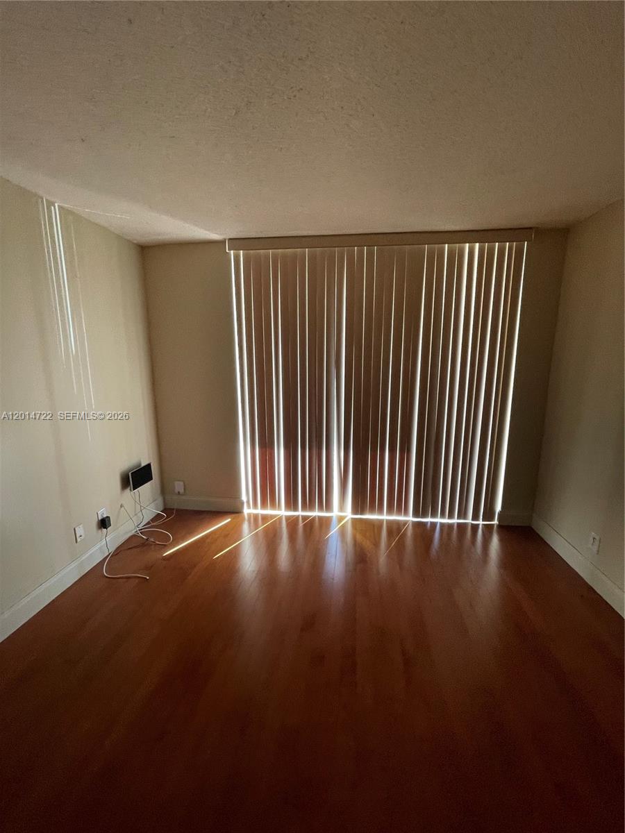 DESOTO PARK CONDO - Residential Lease