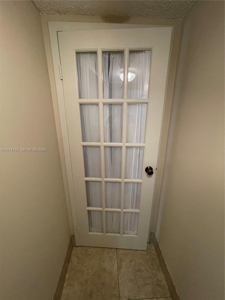 DESOTO PARK CONDO - Residential Lease