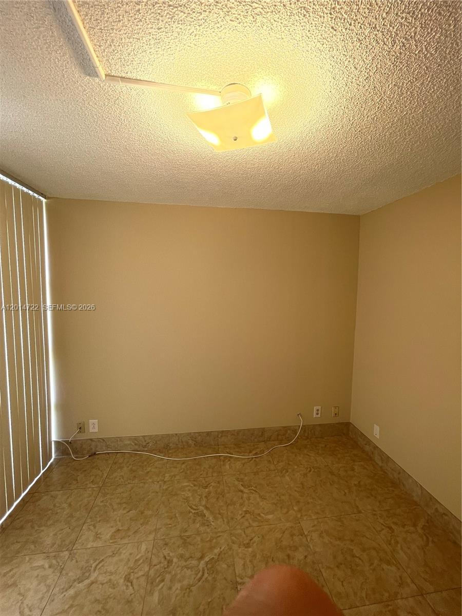 DESOTO PARK CONDO - Residential Lease