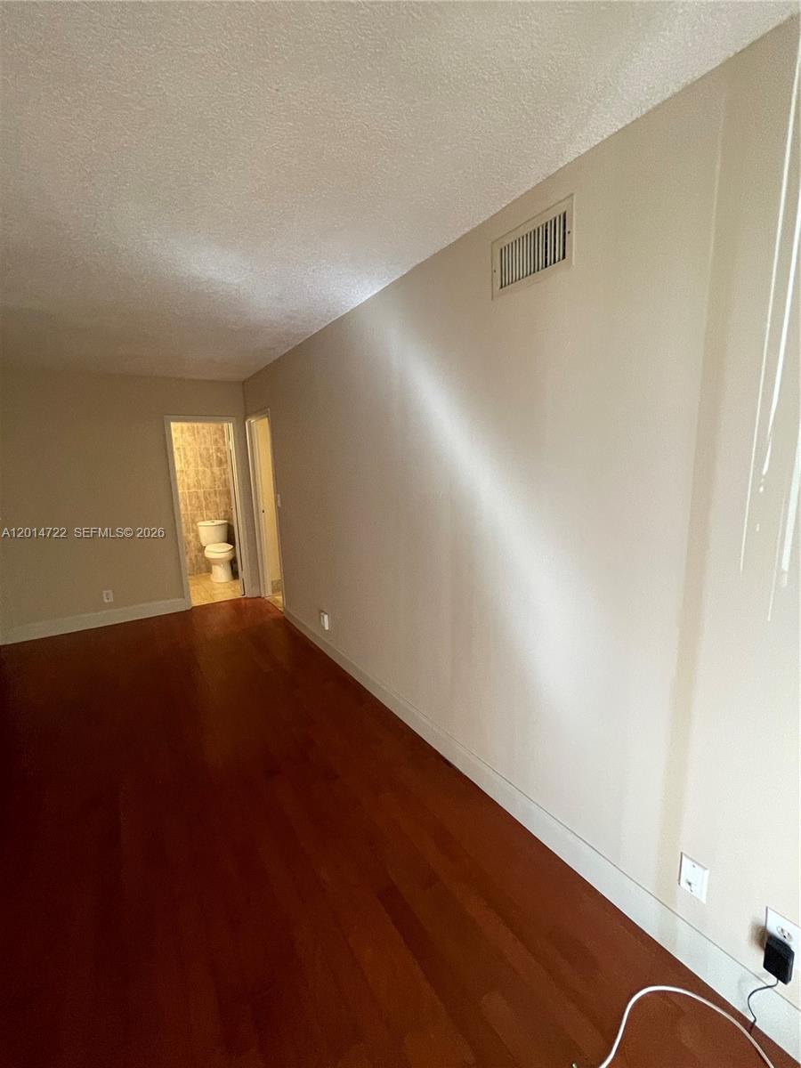 DESOTO PARK CONDO - Residential Lease