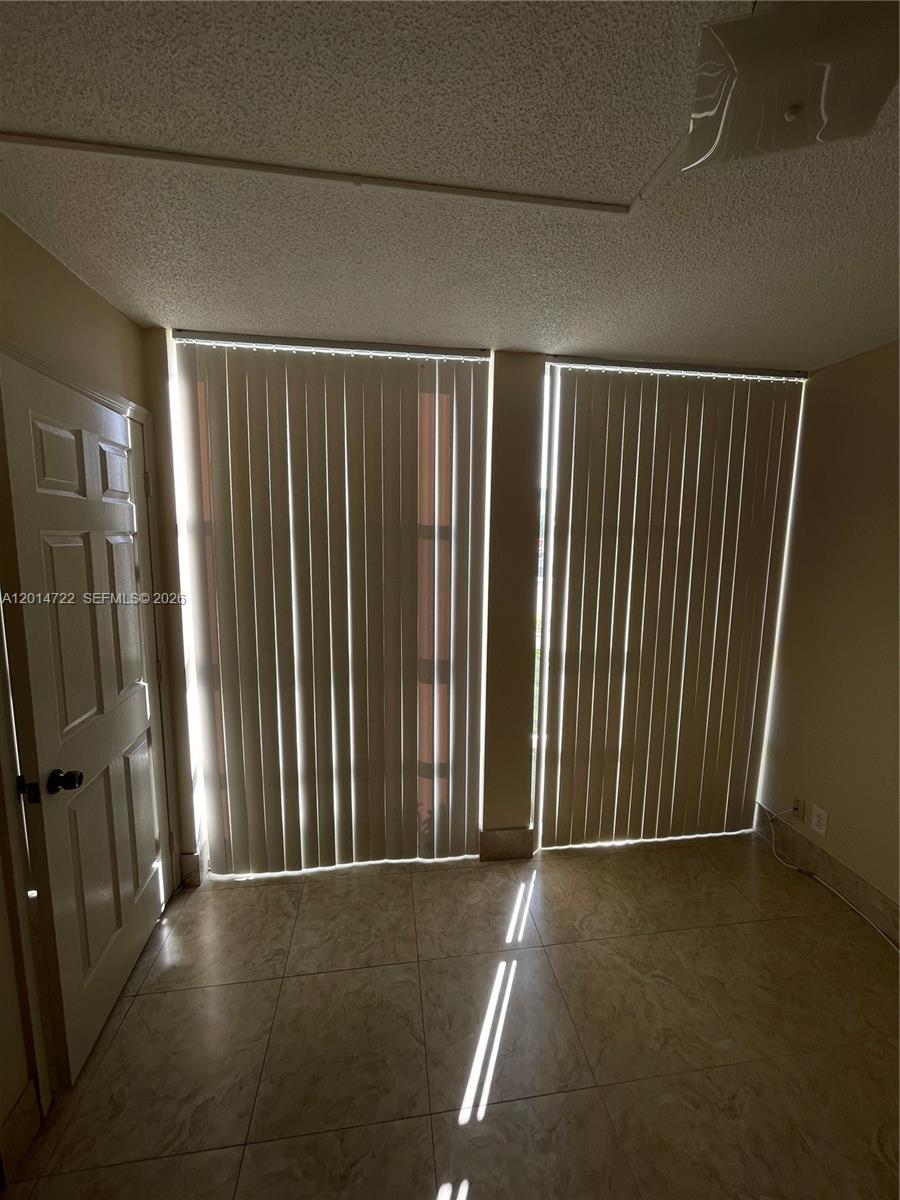 DESOTO PARK CONDO - Residential Lease