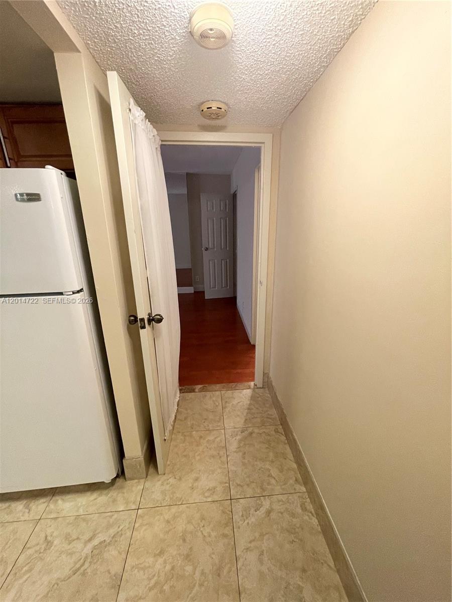 DESOTO PARK CONDO - Residential Lease