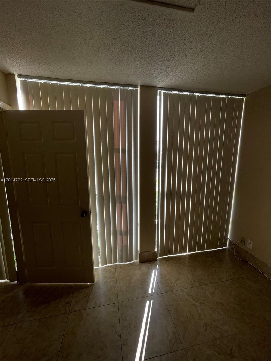 DESOTO PARK CONDO - Residential Lease