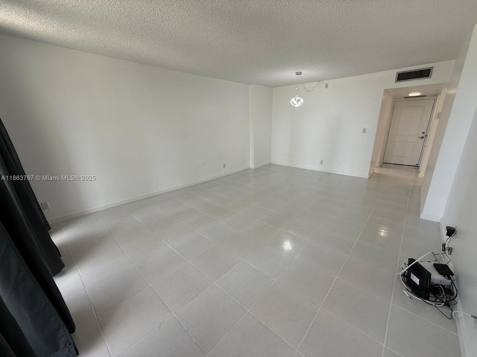 100 Bayview Dr 412