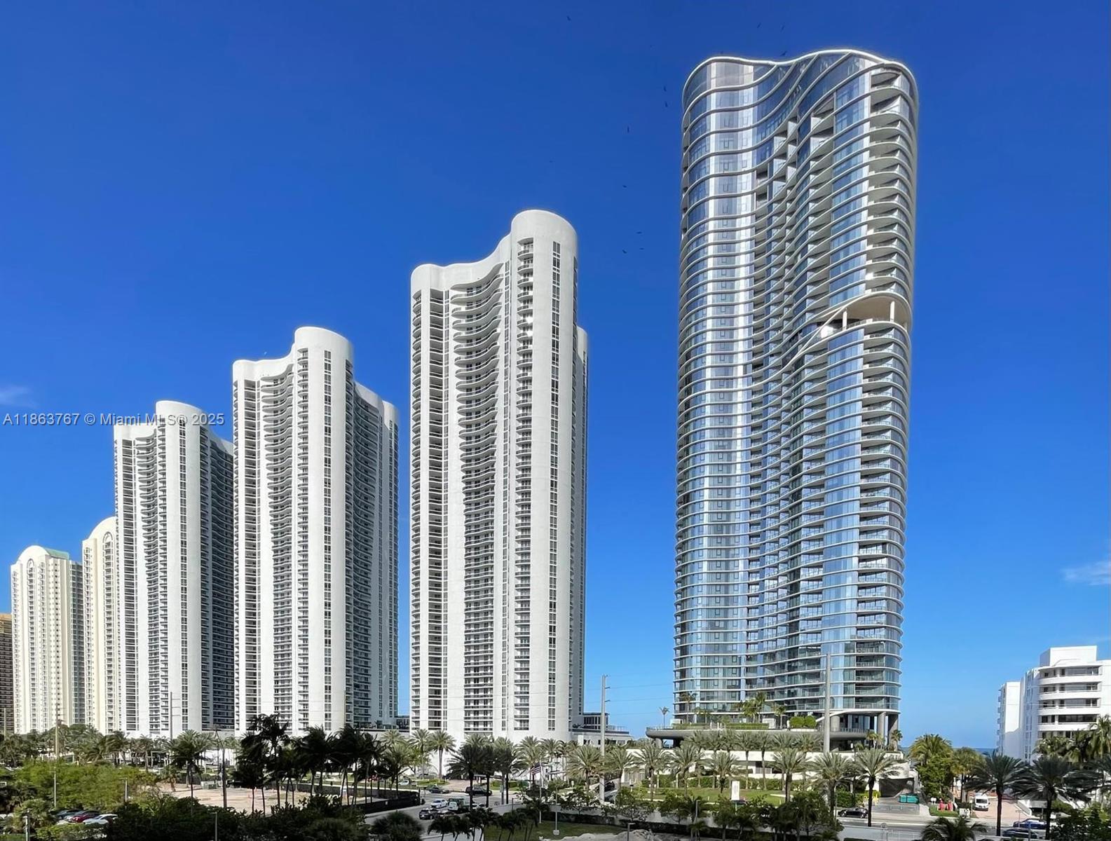 100 Bayview Dr 412