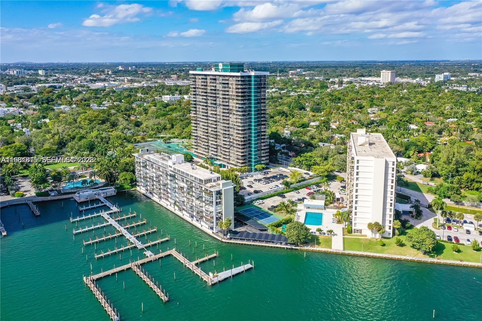THE PALM BAY YACHT CLUB C - Residential