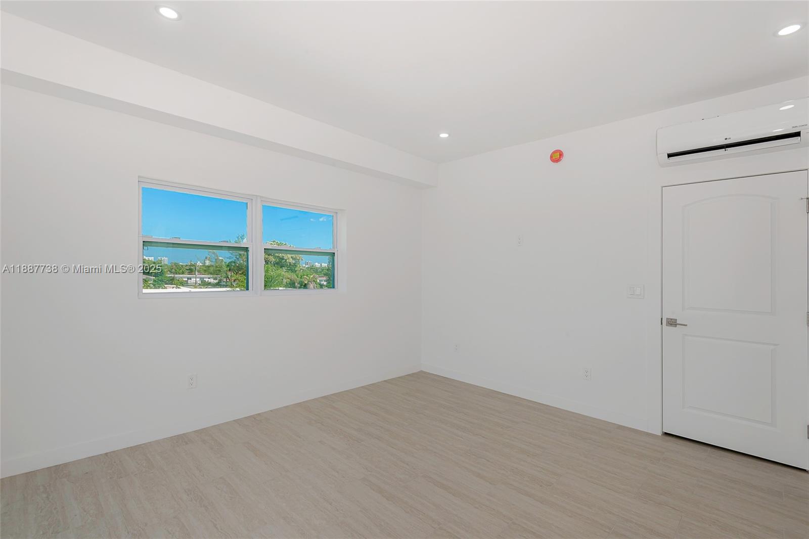 APARTMENTS ENCHANTE CONDO - Residential Lease