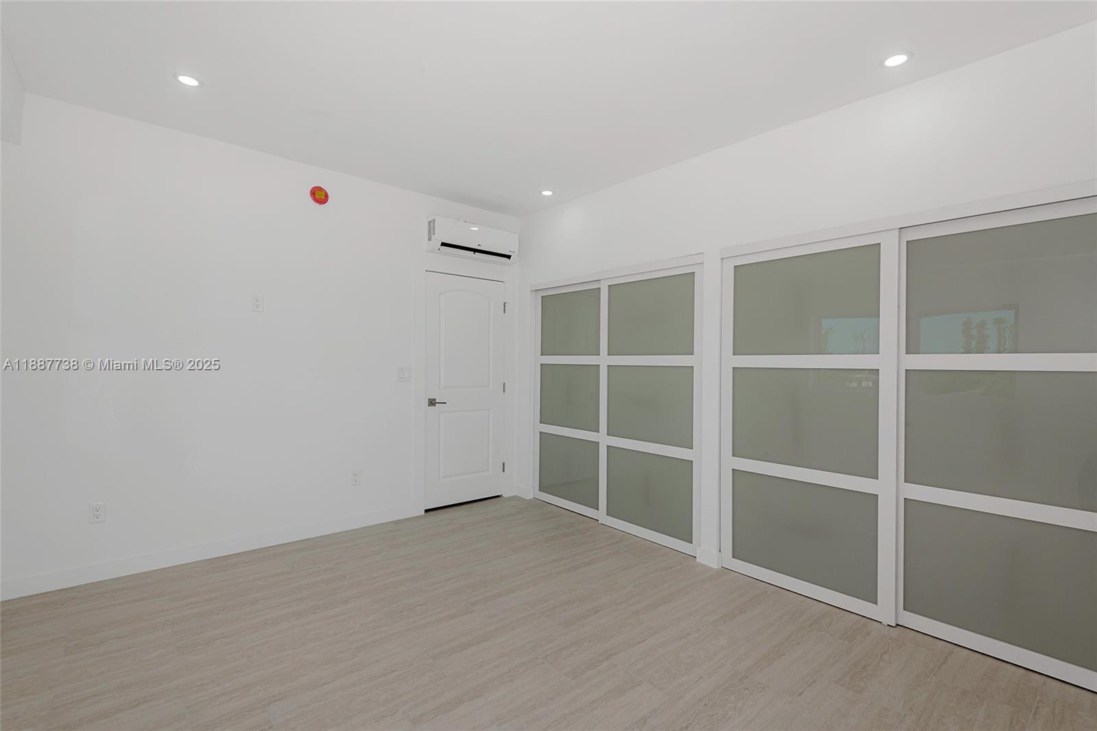 APARTMENTS ENCHANTE CONDO - Residential Lease
