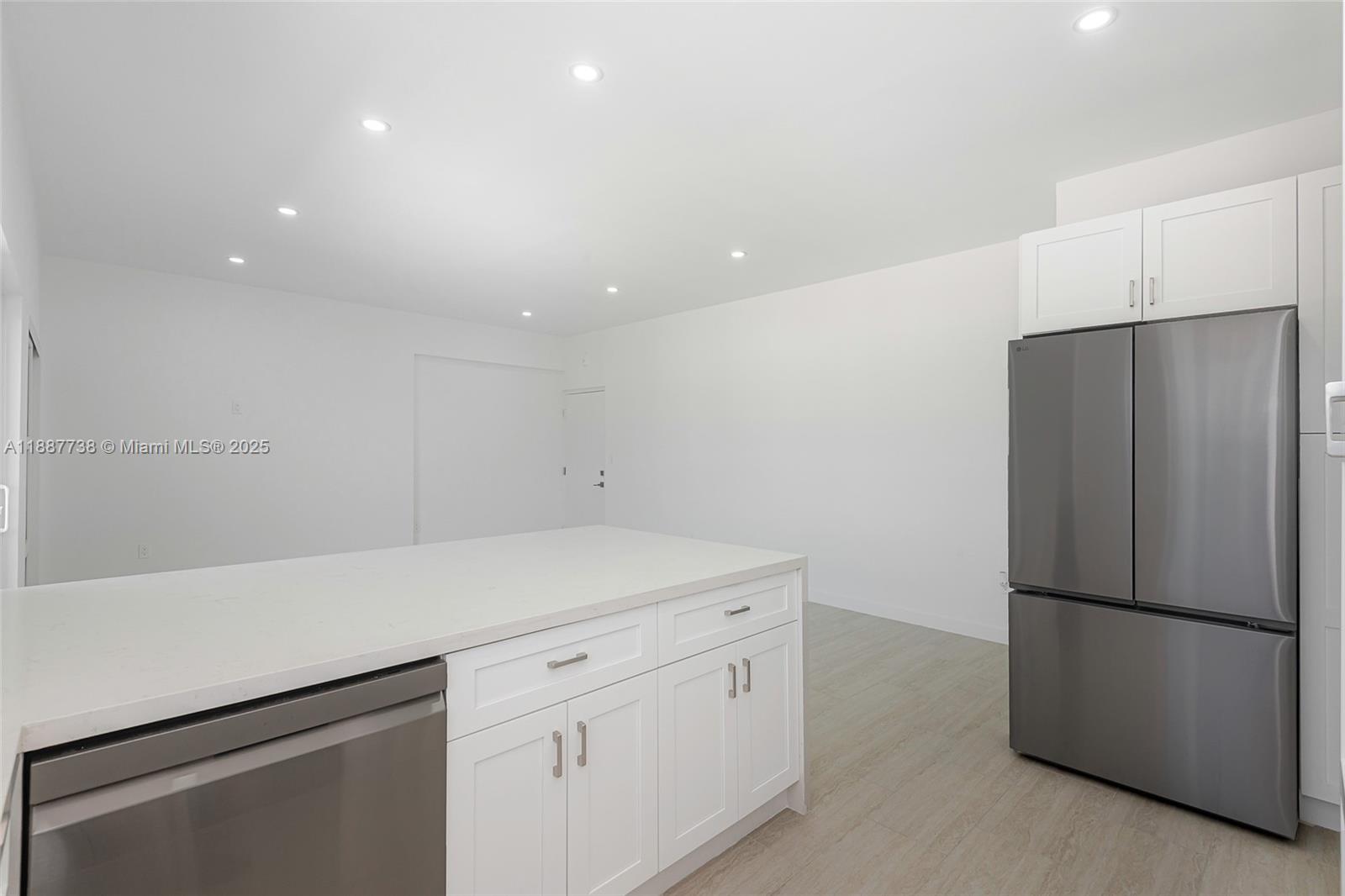 APARTMENTS ENCHANTE CONDO - Residential Lease