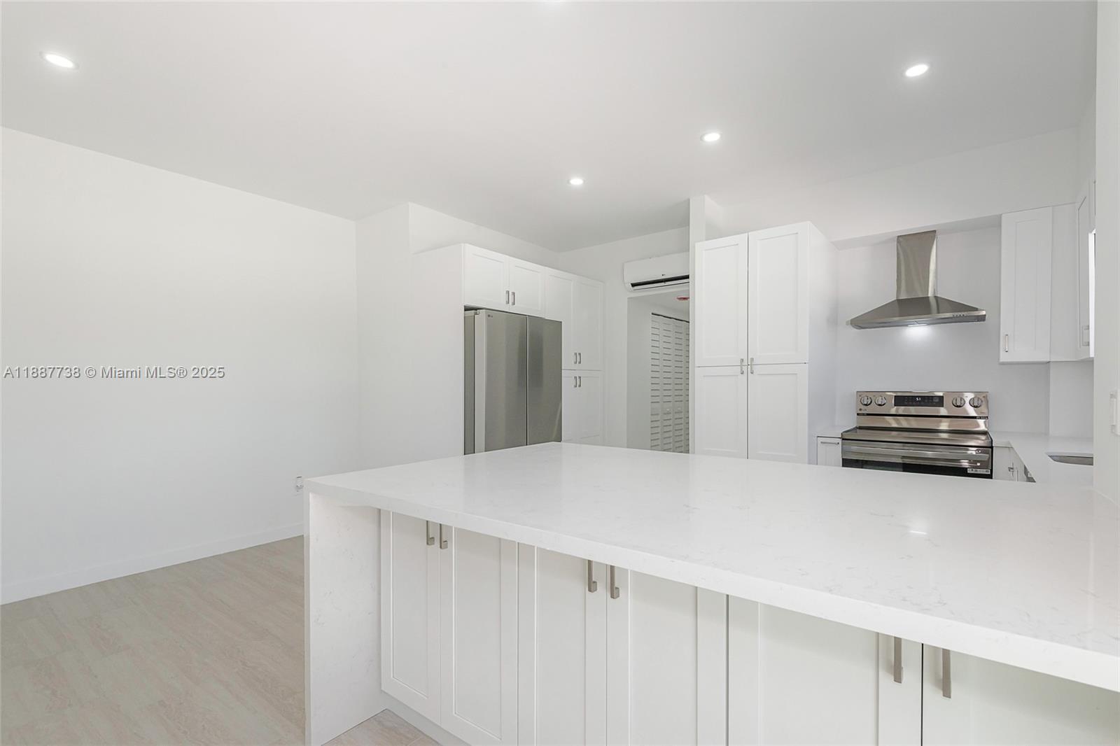 APARTMENTS ENCHANTE CONDO - Residential Lease