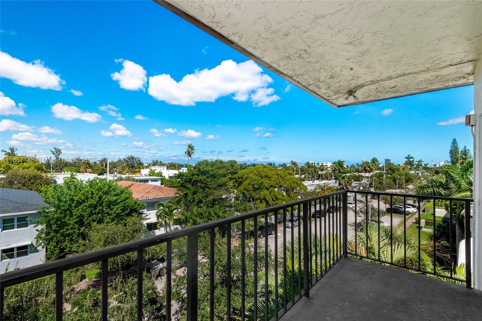 APARTMENTS ENCHANTE CONDO - Residential Lease