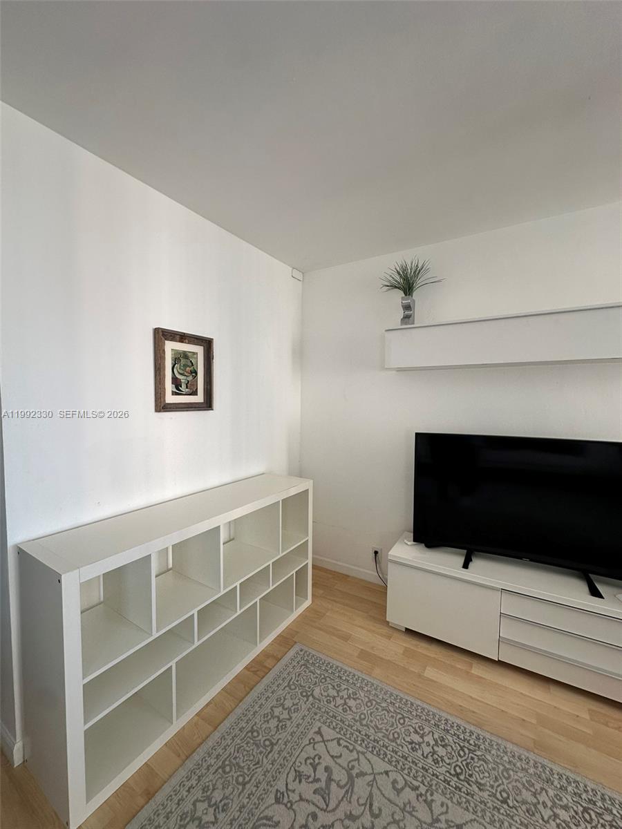 MIRADOR 1000 CONDO - Residential Lease