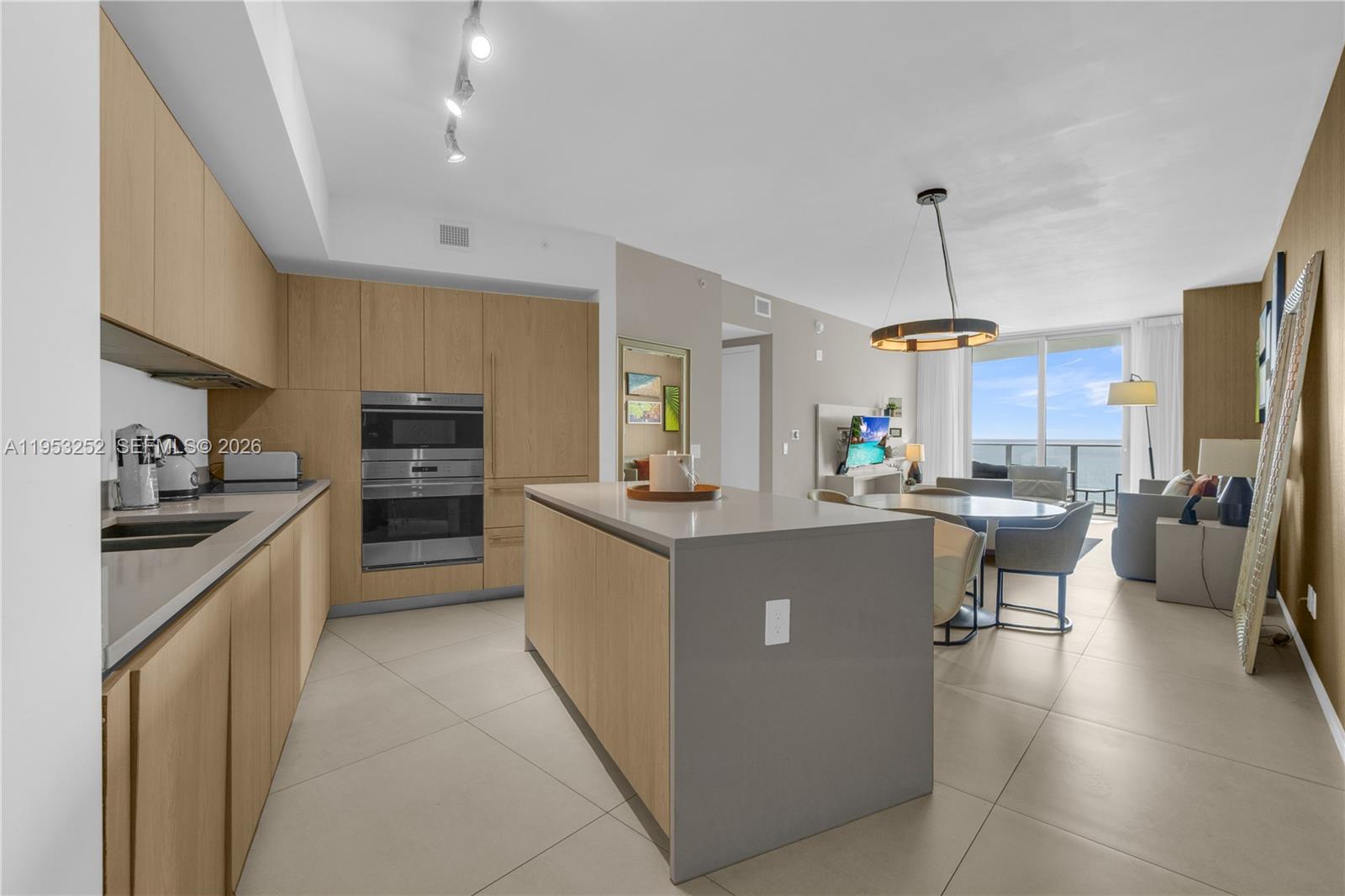 4111 SOUTH OCEAN DRIVE CO - Residential