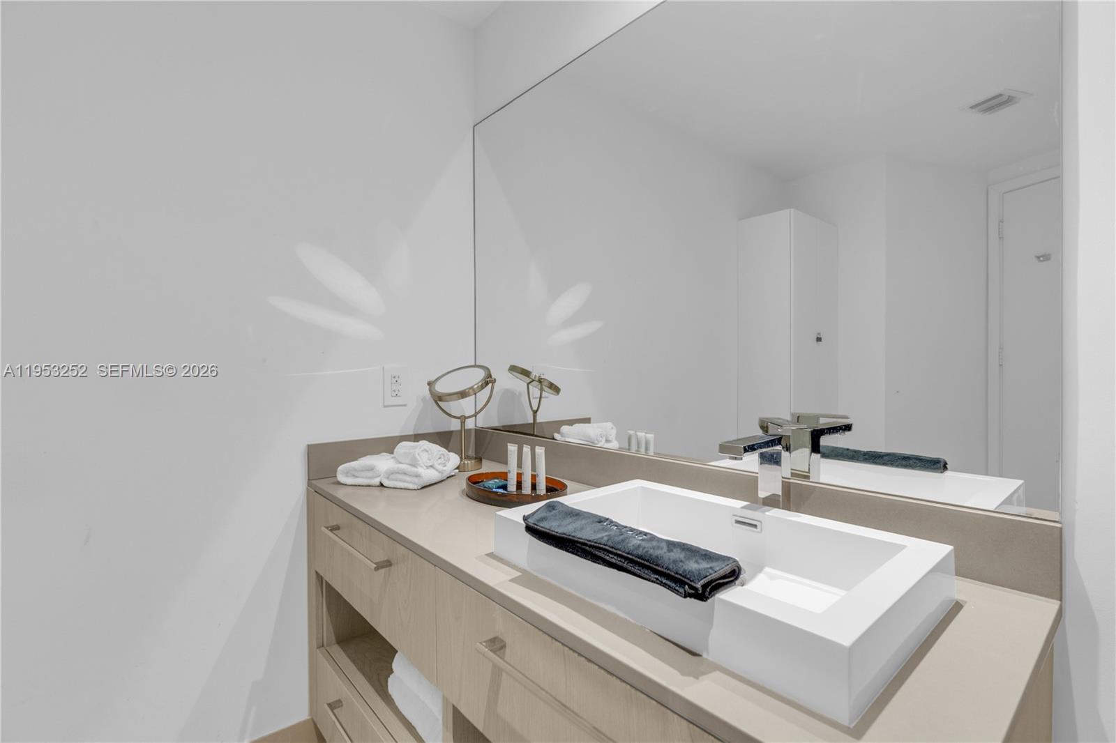 4111 SOUTH OCEAN DRIVE CO - Residential