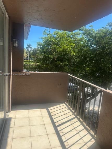 ISLAND CLUB TWO CONDO - Residential