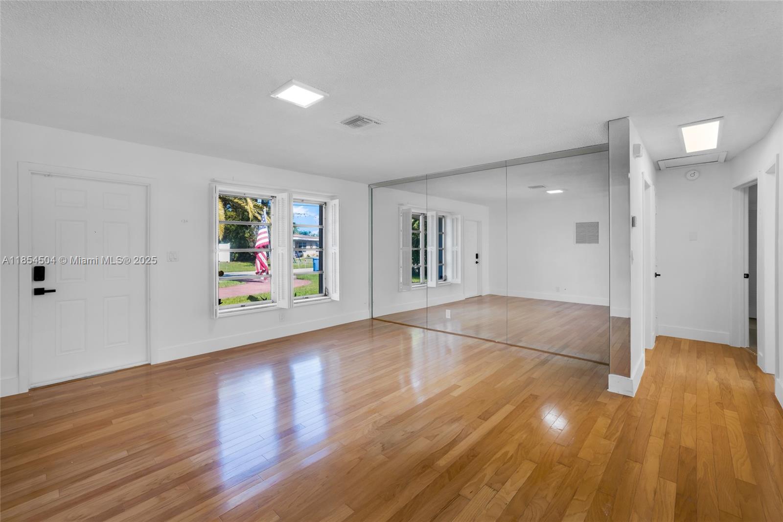 ROYAL PALM ACRES SECOND S - Residential